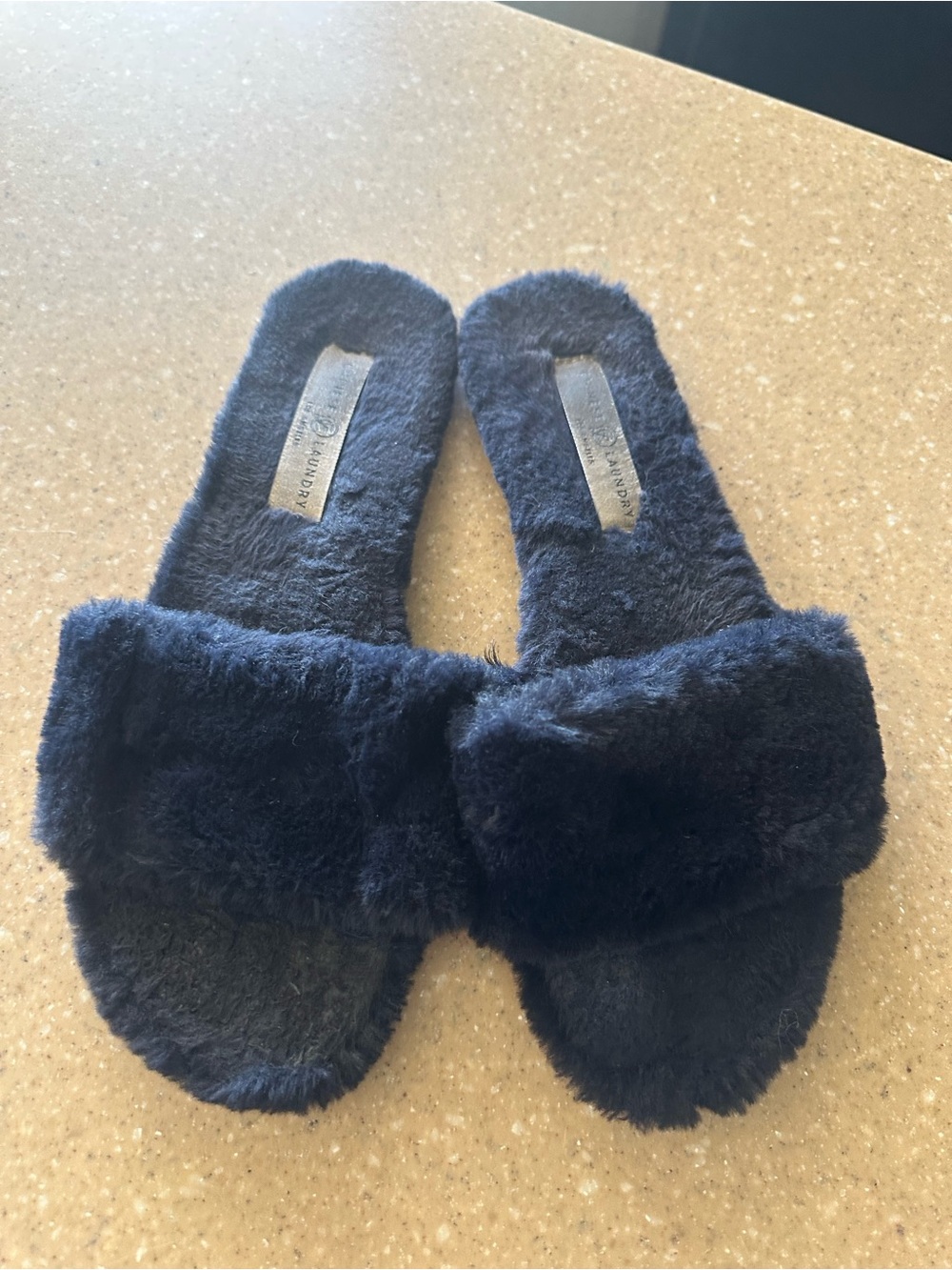 Chinese Laundry Plush Faux Fur Slide Slippers Black